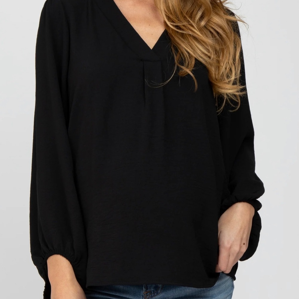 Never worn Pinkblush black maternity top